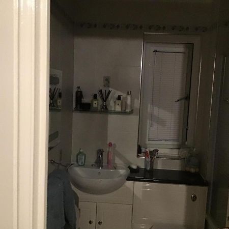 Erskine Apartment Dalmuir Luaran gambar